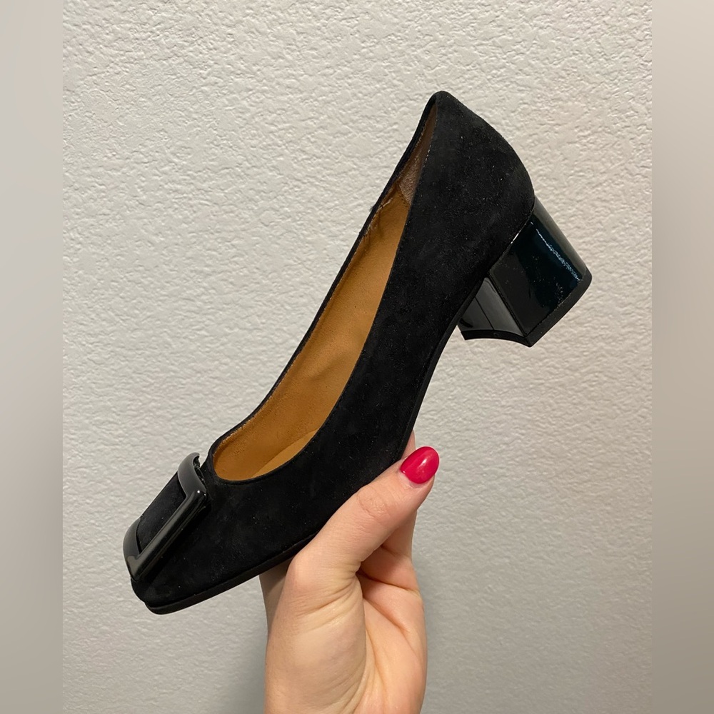 ‘Bronzing’ Elegant Black Suede Block Heel Women's Shoes IT39.5 NWB